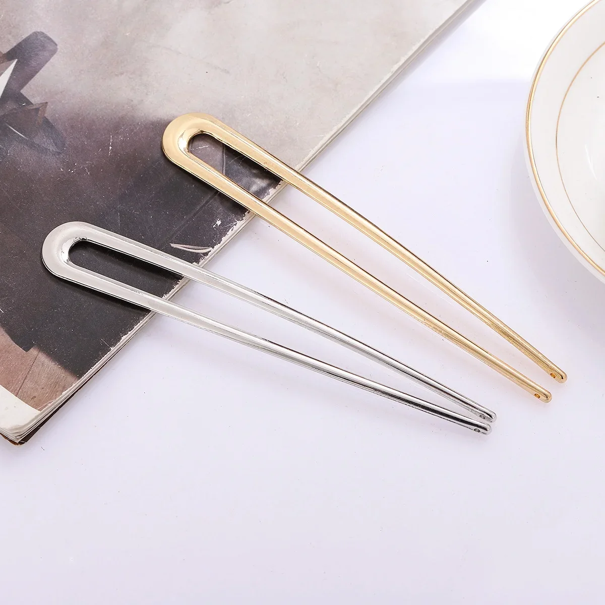프랑스 헤어 포크 U자형 헤어핀 우아한 두꺼운 머리핀  - Travel Accessories For Women 리뷰 및 가격