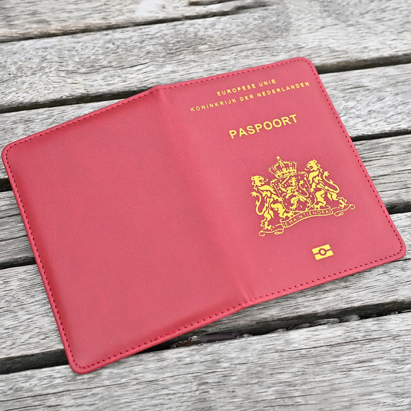 여행 필수품 네덜란드 여권 커버 네덜란드 여권 커버 서 - Travel Accessories Italy 리뷰 및 가격