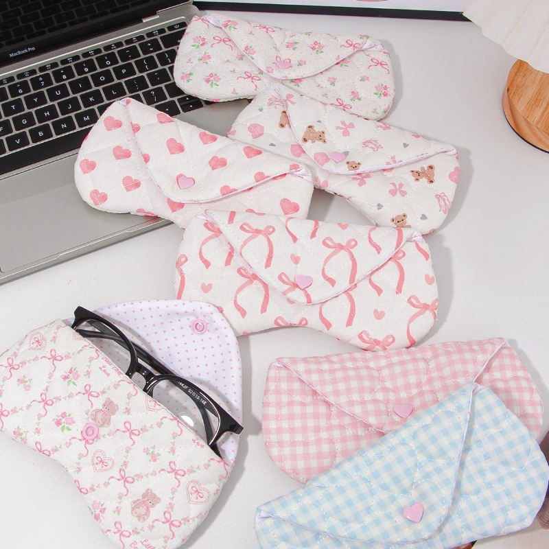 인스 코리안 체크무늬 원단 하트 안경 케이스 선글라스  - Travel Accessories Pouch For Women 리뷰 및 가격