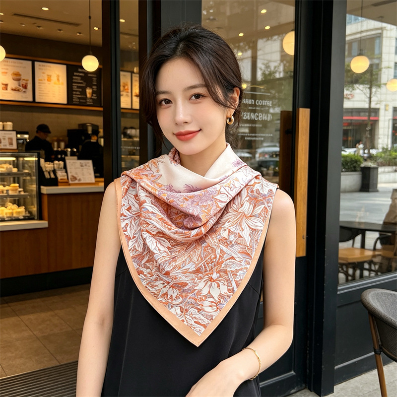 부드러운 실크 스카프 여성 스퀘어 반다나 90 숄 가방 - Travel Accessories For Women 리뷰 및 가격